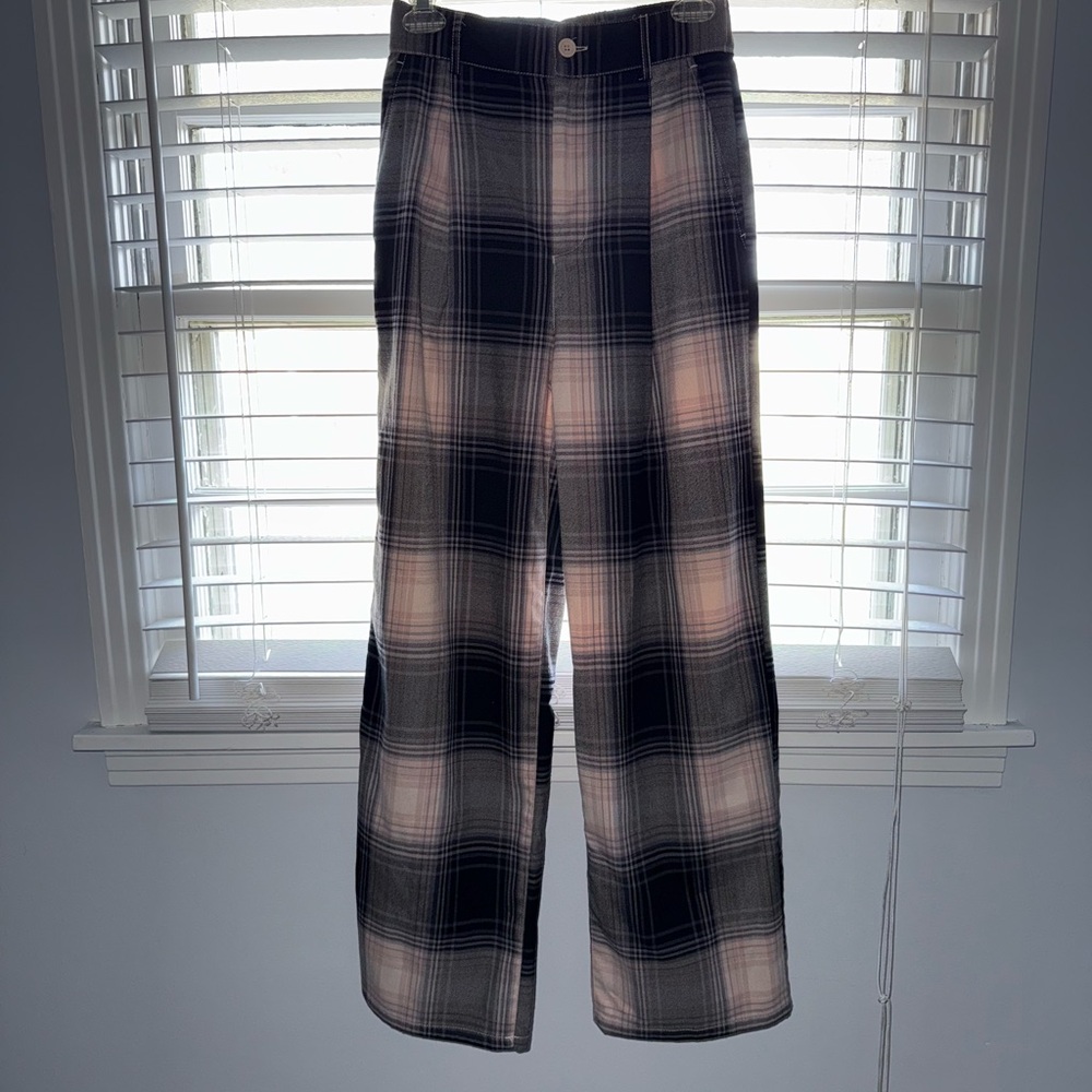Stylish Plaid Women’s Trousers - Purple and Pink, Urban Outfitters